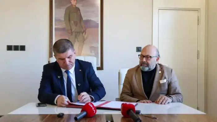 Burdur’da Senir İçme Suyu İsale Hattı İçin İmzalar Tamam! 400 Günde Tamamlanacak