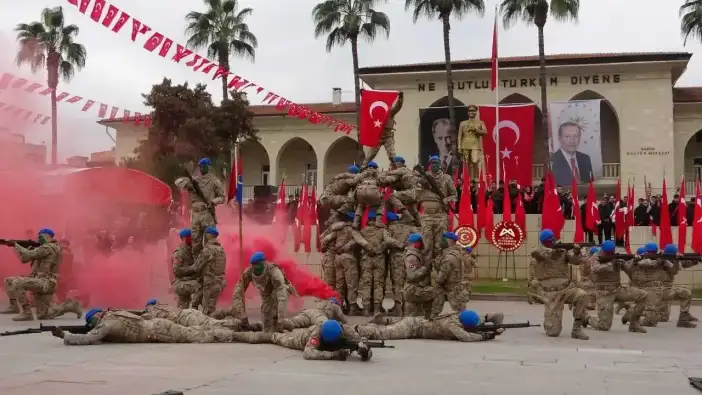 Mersin’de Tarihi Gün: Kurtuluş Coşkusu Gösterilerle Taçlandı!