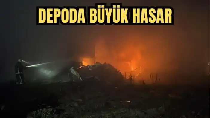 Alanya’da Geceyi Aydınlatan Yangın! Klima Deposu Alev Alev Yandı