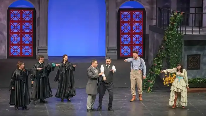 Mozart’ın En Tartışmalı Karakteri Antalya’da Sahneye Damga Vurdu