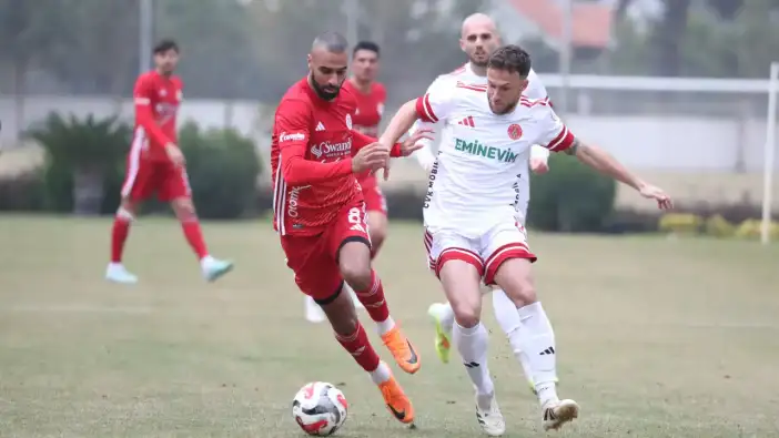 Uğurlu’nun İlk Sınavında Antalyaspor Hazırlık Maçında Ümraniyespor'a Mağlup Oldu