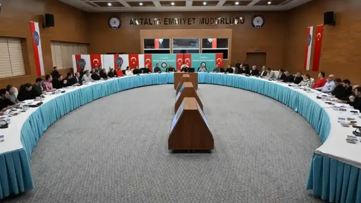 Antalya Emniyet Müdürlüğü’nden Huzur ve Güven Toplantısı