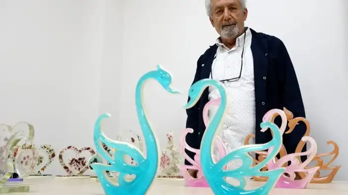 Burdur’da Huzurevinde Üretiyor, İsteyene Hediye Ediyor