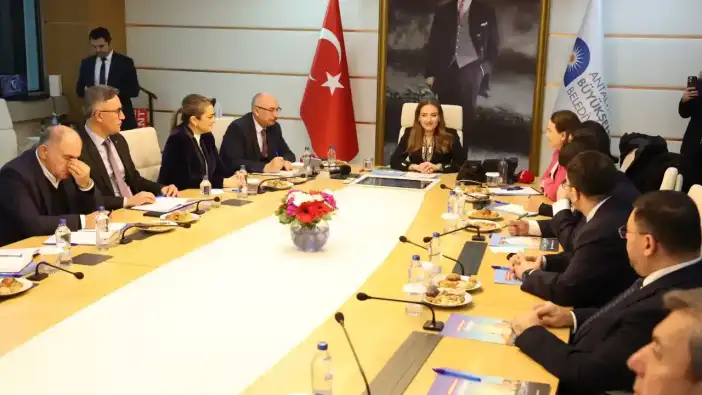 Antalya “İklimin Başkenti” Olmaya Hazırlanıyor