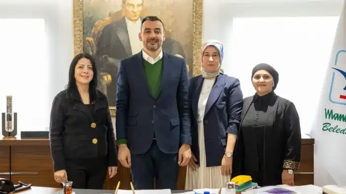 Manavgat'ın Kadın Muhtarlarından Belediye Çıkarması! Talepleri Başkan Vekiline İlettiler