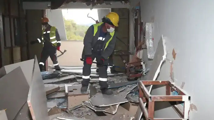 Kemer Belediyesi’nden Kaçak Yapılara Kararlı Müdahale