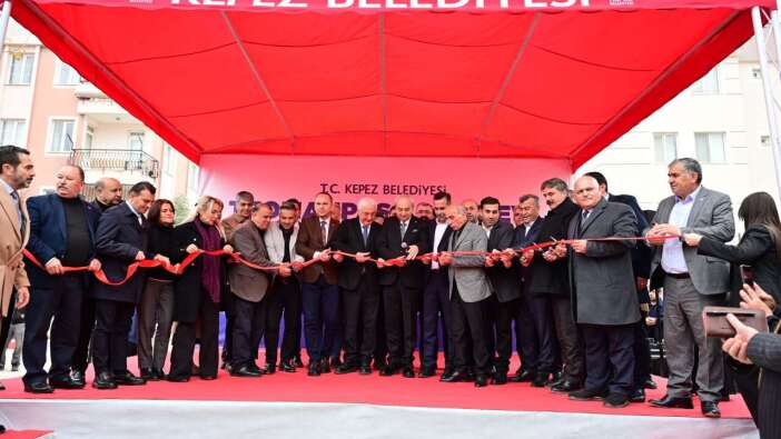 Kepez’de Komşuluk Kapıları Gönül Bağıyla Açıldı: Teomanpaşa Semt Evi Hizmete Girdi!