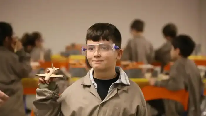 Çocuklar Kepez’de Laboratuvara İndi