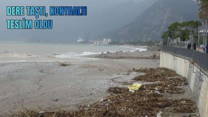 Konyaaltı Suya Gömüldü, Vatandaşlar Mahsur Kaldı