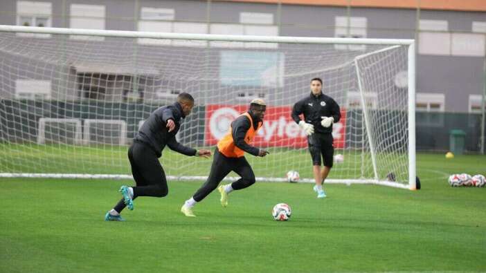 Alanyaspor'da Kritik Viraj: Eyüpspor İçin Düğmeye Basıldı!