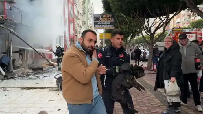 Kepez’de Korkutan Atölye Yangını