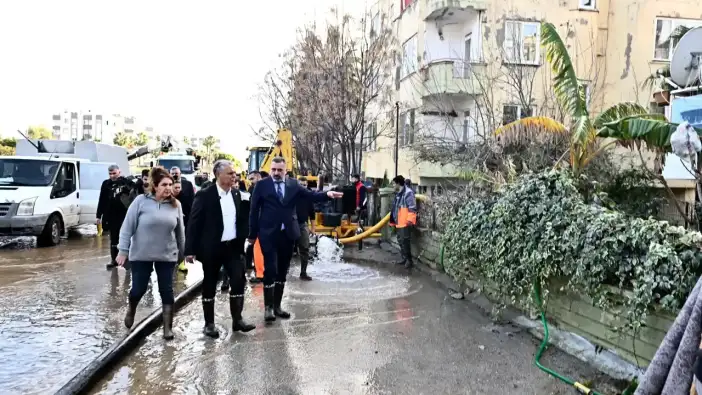 Antalya Ermenek'te Su Baskını: Başkan Uysal Bölgeyi İnceledi
