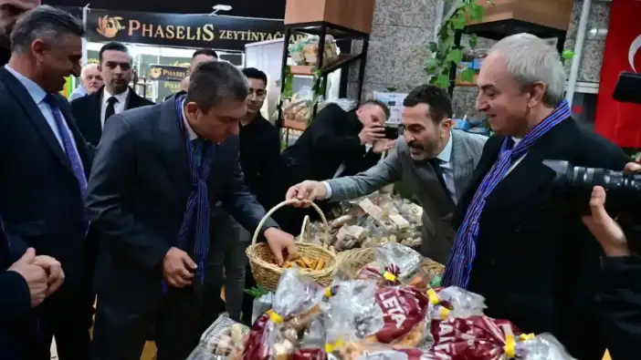 Kepez Belediyesi’nden Trabzon Günleri’nde Anlamlı Duruş