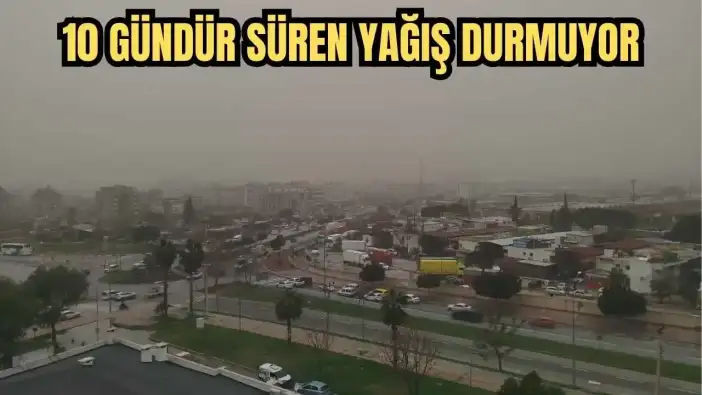 Antalya'da Sağanak ve Fırtına Etkisini Artırdı! Kent Karanlığa Gömüldü