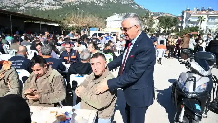 Başkan Yardımcısı Gül’den Personele Anlamlı Yemek