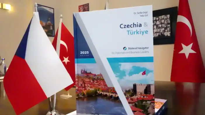 Ekmeğini Yediği Kentin Elçisi Oldu, Antalya'ya Uluslararası Vefa