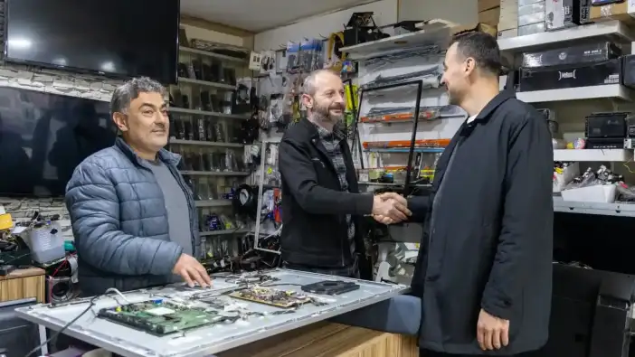 Manavgat’ta Başkan Vekili Halkın Nabzını Tuttu