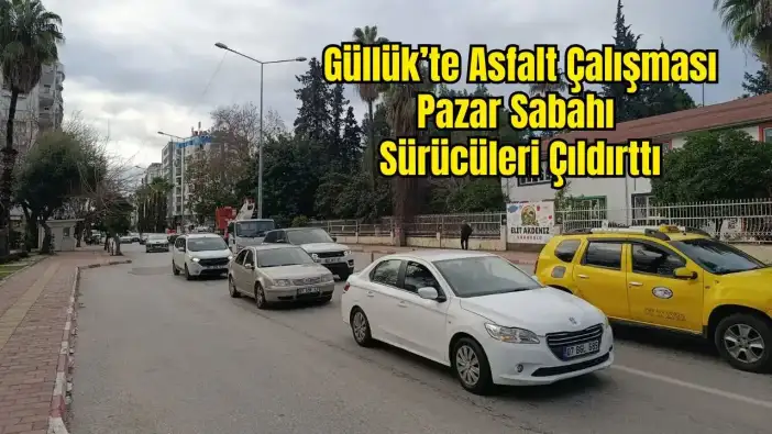 Antalya'da 100. Yıl Bulvarı Kapatıldı! Güllük Pazar Sabahı Kilit Oldu