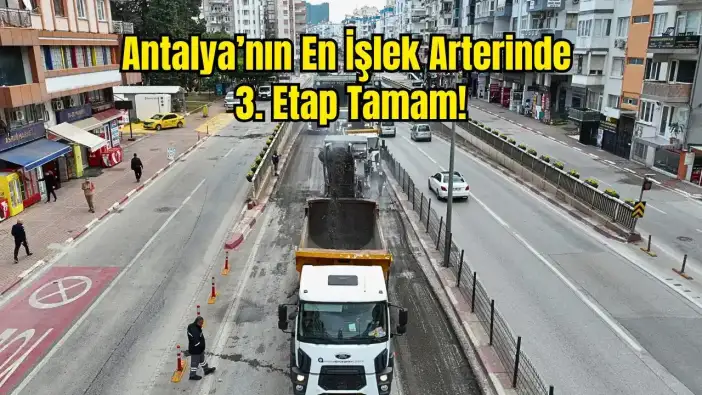 Antalya 100. Yıl Bulvarı'nda 2 Bin 600 Metre Asfalt Yenilendi