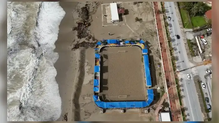 Fırtına Alanya’yı Savaş Alanına Çevirdi