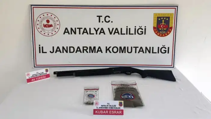 Kadriye’de Narkotik Baskını: JASAT Kıskıvrak Yakaladı