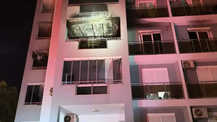 Alanya’da Korkutan Rezidans Yangını: 10 Katlı Binada Alevler Yükseldi