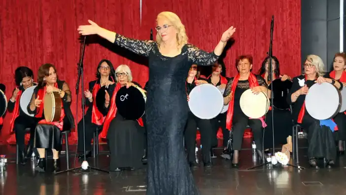 Antalya’da Usullerle Türk Müziği Topluluğu’ndan Konser