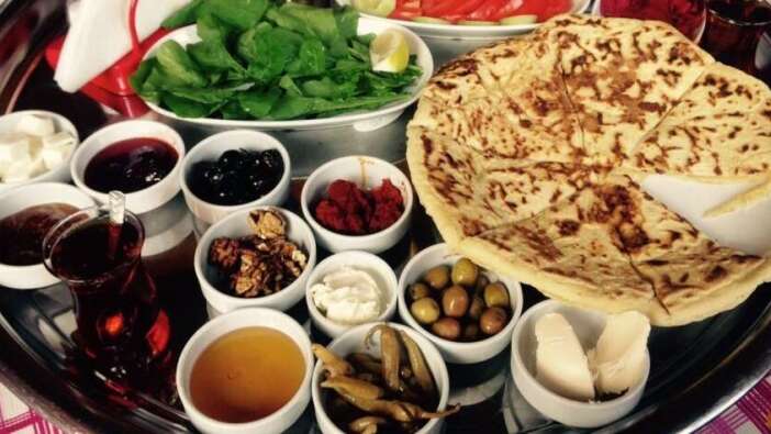 Konyaaaltı Çakırlar Kahvaltısı Dünyaya Açılıyor: Dev Tescil Hamlesi Resmen Başladı!