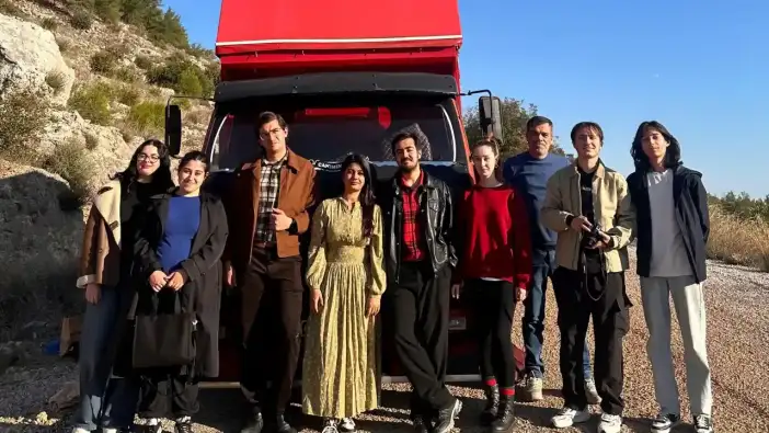 Akdeniz Üniversitesi'nde Kült Sahneler Yeniden Hayat Buluyor