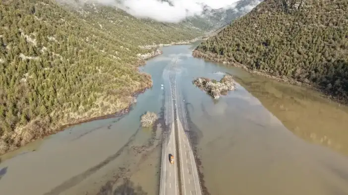 Göle Dönen Antalya-Konya Yolu İçin CHP Manavgat Sahaya İniyor!