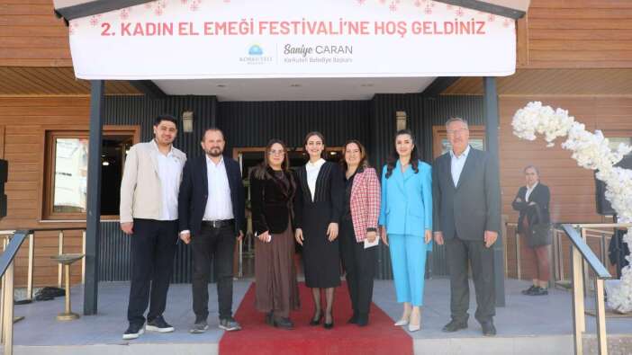Korkuteli’nde Festival Coşkusu: Kadınların El Nuru Kazanca Dönüşüyor