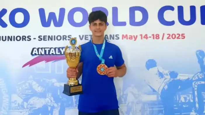 Burdurlu Dünya Şampiyonu İtalya’da Ringe Çıkıyor