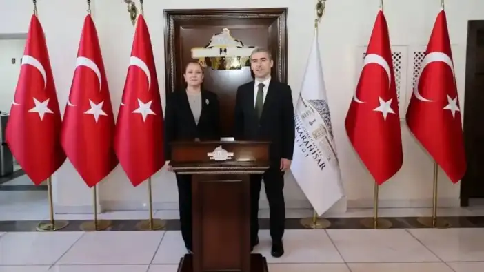 Burdur Valisi Bilgihan'dan Afyonkarahisar'a Komşu Ziyareti