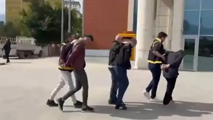 Polisten Kaçamadılar! Hatay'da Hapis Cezası Bulunan 3 Firari Yakalandı!
