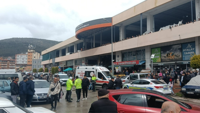 Burdur’da Bıçaklı Kavga: 5 Yaralı, 2 Tutuklama