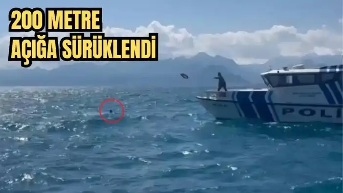 Antalya Falezlerde Can Pazarı! Denize Kanoyla Açılan Vatandaş Suya Düştü