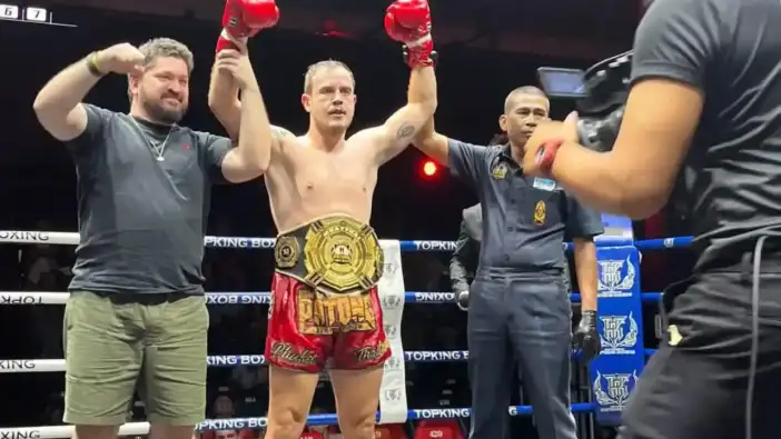 Manavgat’a Tayland’dan Altın Kemerle Döndü