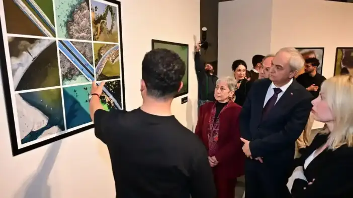 Kepez’de 20. Dönem Fotoğraf Sergisi Kapılarını Açtı