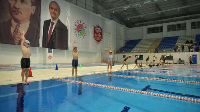 Kepezspor Yüzme Takımı 15 Madalya Kazandı