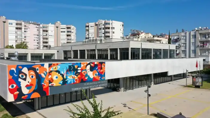 Muratpaşa Sakinlerine Sanat Molası