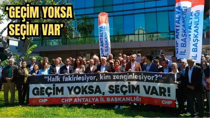 Antalya’da Zam Öfkesi Sokağa Taştı! CHP'den Enerji Şirketi Önünde Zam Protestosu