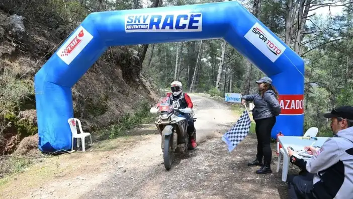 Kemer’de Petank, Motosiklet ve Bisiklet Heyecanı Aynı Anda Başladı