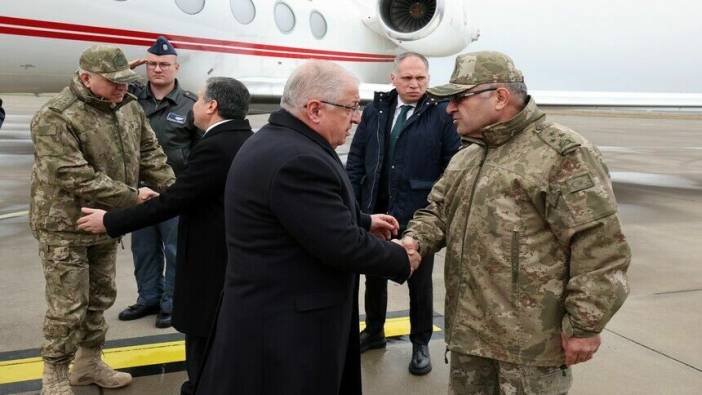 Milli Savunma Bakanı Güler ve TSK Komuta Kademesi sınır hattında toplandı