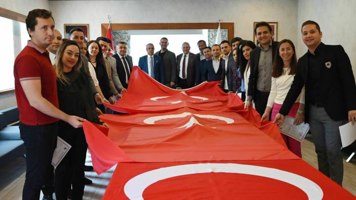 Kemer Belediyesi’nde memurlar yemin etti