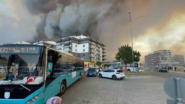 Çanakkale’de Alevler Hastaneye Yaklaştı: Panik Dolu Anlar!