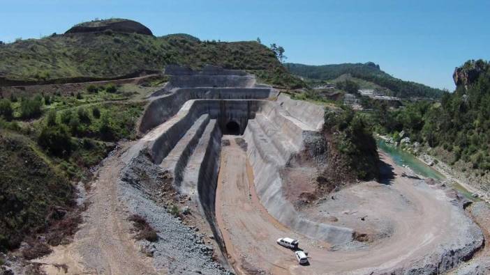 Küçük Aksu Barajı 11 Yıldır Bitmedi! Antalya’da Tarımsal Üretim İçin Acil Çağrı