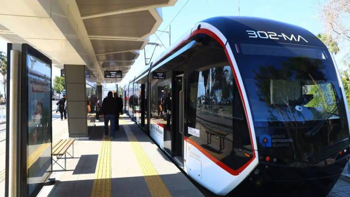 Antalyaspor – Karagümrük Maçı İçin Tramvaya Ek Sefer Getirildi