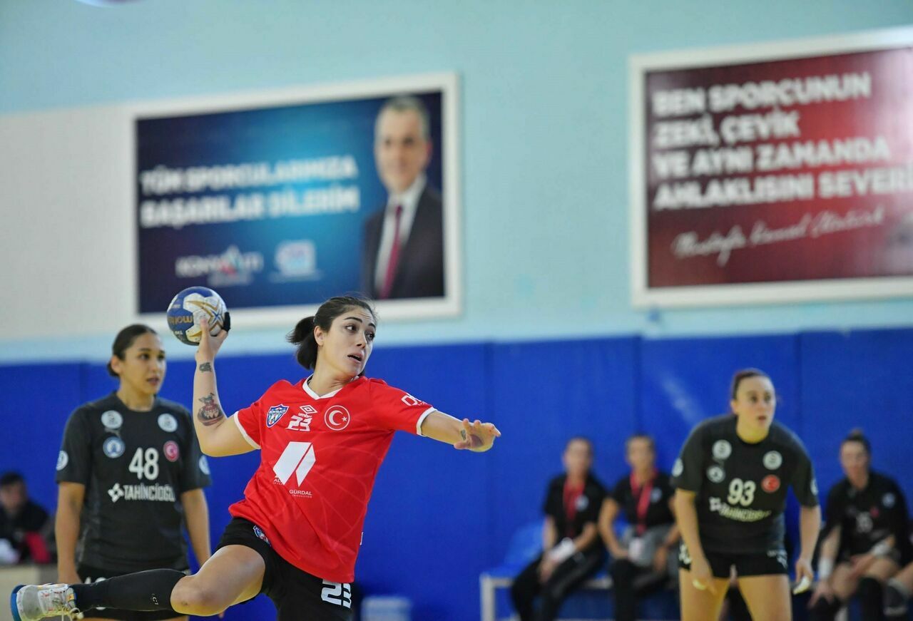 Konyaaltı lige fırtına gibi döndü (3)