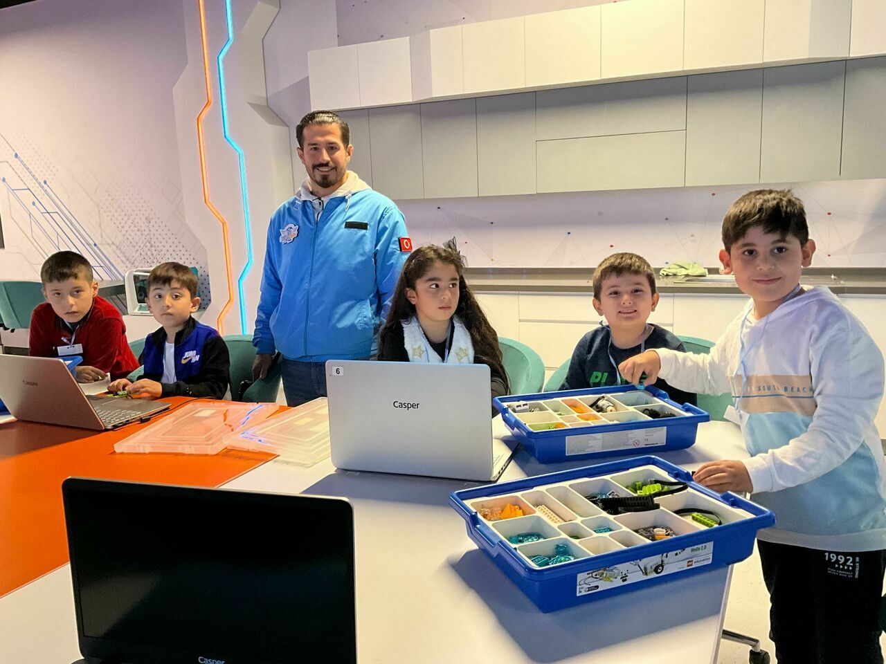 Antalya-Bilim-Merkezinin-atolye-calismalarina-yogun-ilgi_3