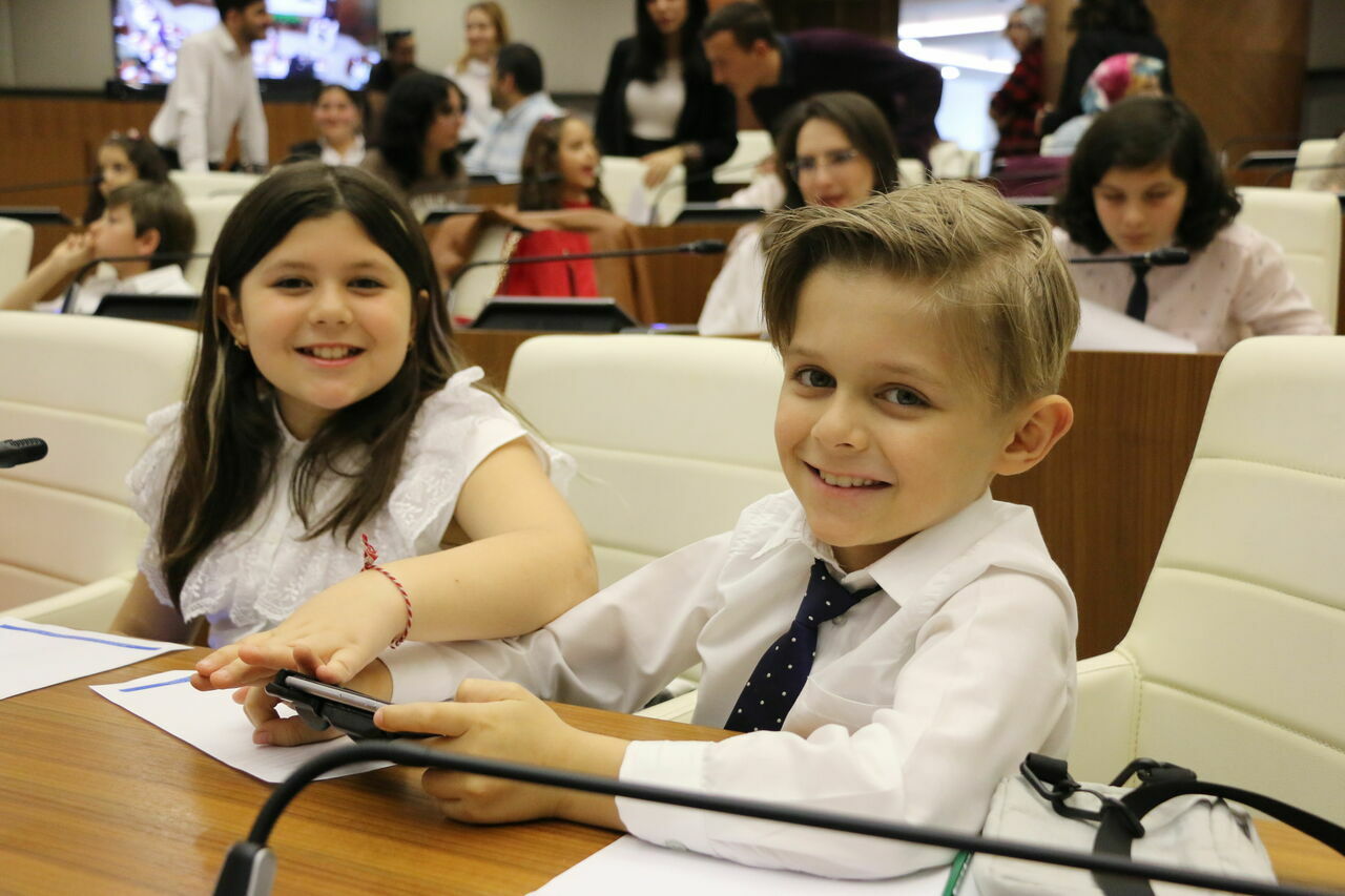 Gençlik Meclisi çocuklar (2)